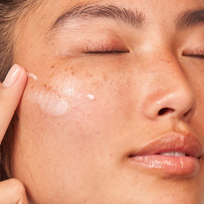 Vitamin C + Lactic Oil-free Radiant Moisturizer